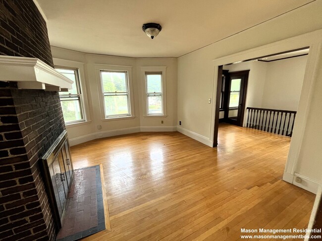 Primary Photo - Rustic Apartment w. Fireplace, Fire Pit Ar...