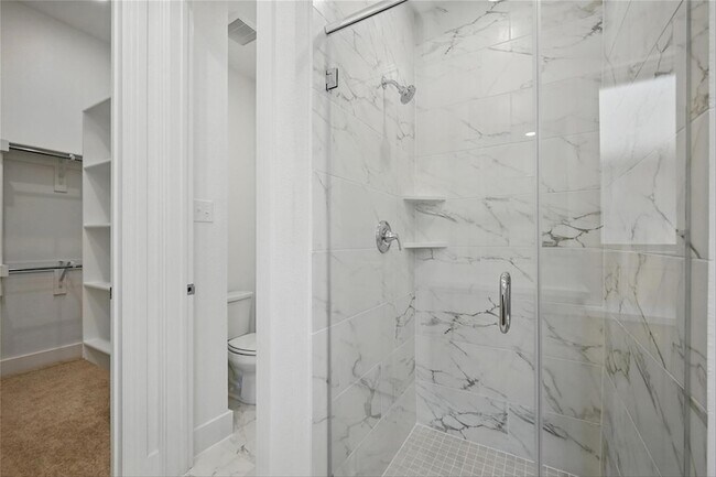 Building Photo - 5060 Westhaven Cir