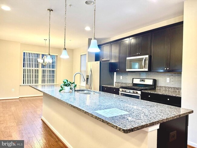 Building Photo - 18322 Woodhouse Ln