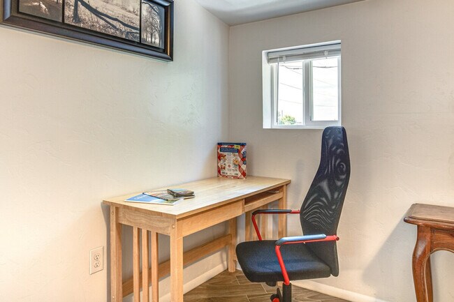 Building Photo - 4339 Eaton St