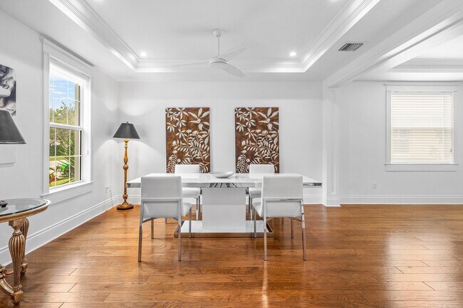 Building Photo - 9460 Wrangler Dr