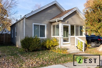 Building Photo - OPEN HOUSE- 4/2! 3PM-330PM! 2-BEDROOM 1-BATHROOM RANCH