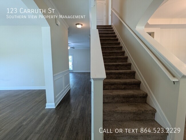Building Photo - 123 Carruth St