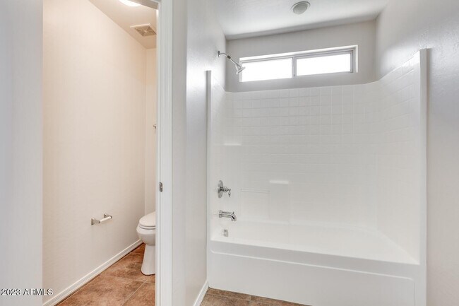 Building Photo - 16003 N Cristine Ln