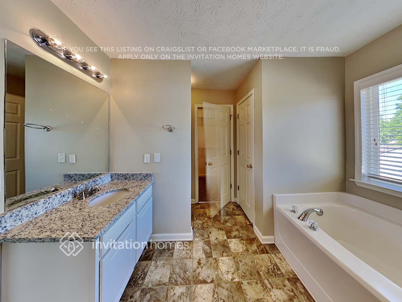 Building Photo - 3123 Baywood Ct