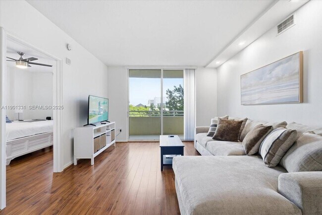 Building Photo - 18800 NE 29th Ave