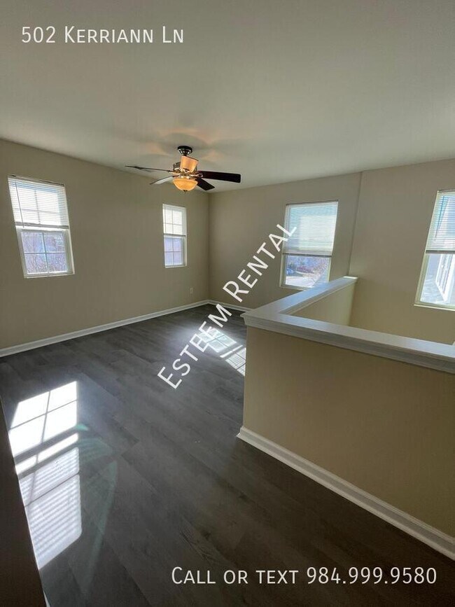 Building Photo - 502 Kerriann Ln