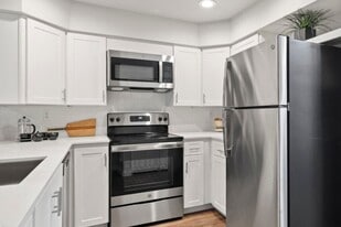 2 Bedroom, 2 .5 Bath Kitchen - Water's Edge Townhomes