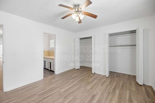 Building Photo - 313 E Woodrow Pl