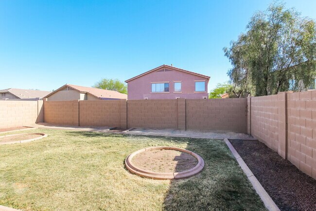 Building Photo - 2523 W Amber Sun Dr