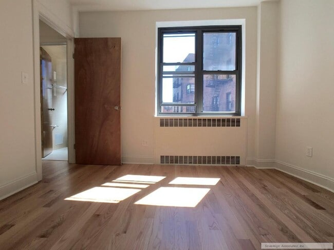 Floorplan - 700 Fort Washington Avenue