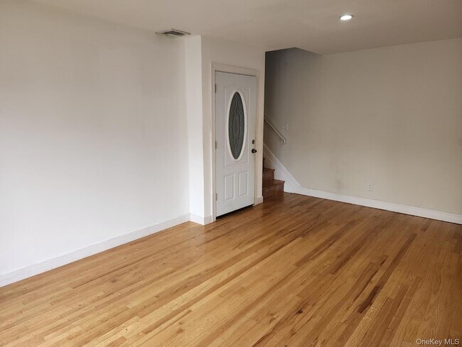 Building Photo - 3423 Milburn Ave