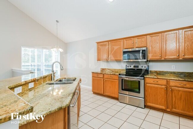 Building Photo - 2497 Runyon Cir