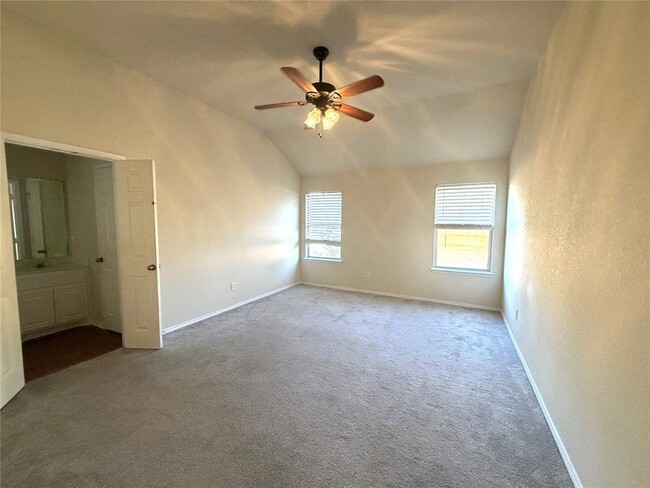 Building Photo - 1605 Paint Brush Dr