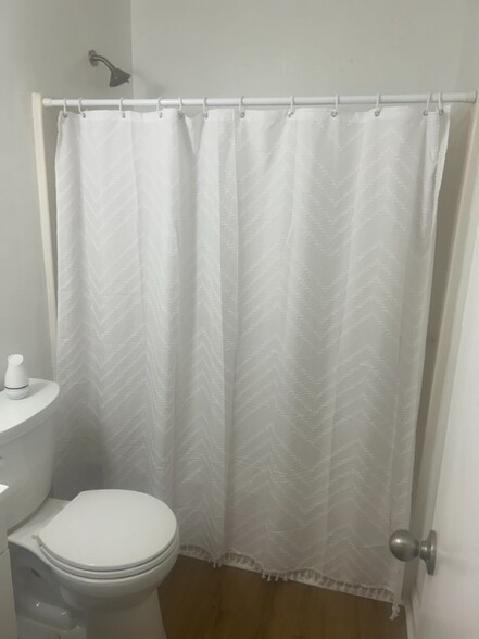 Building Photo - 1232 Hanover Pl