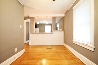 Building Photo - 2322 S 33rd St