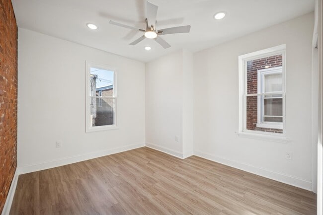 Building Photo - 5644 Blakemore St