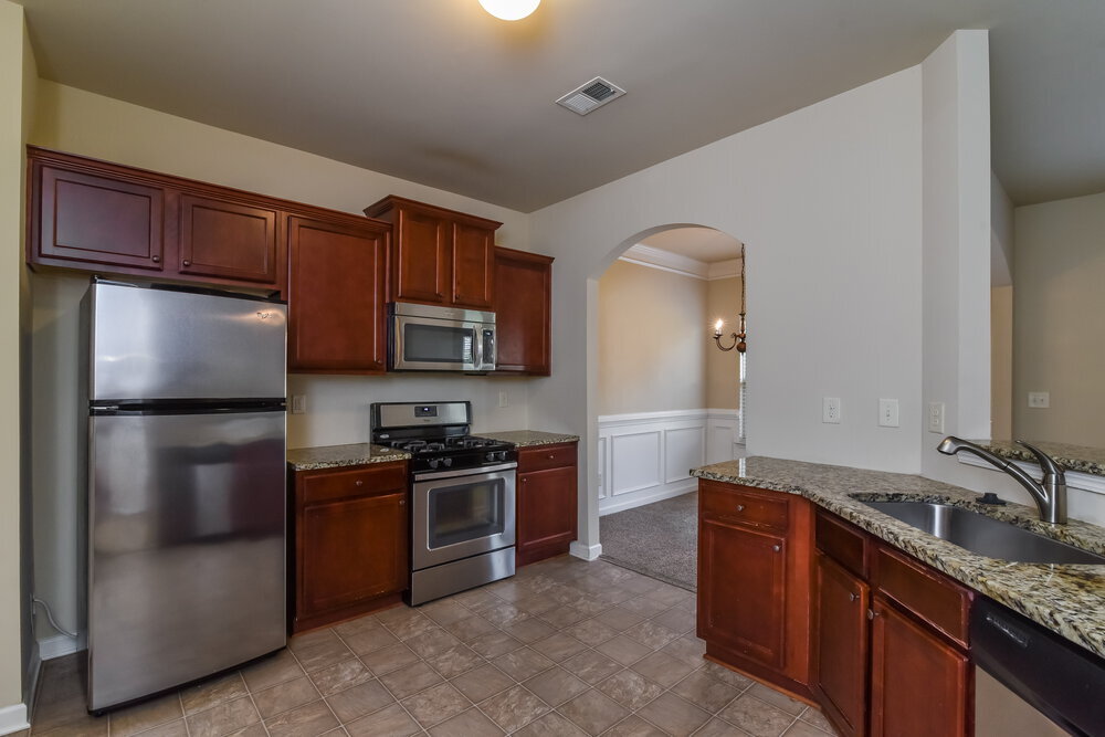 Building Photo - 2325 Morgan Farm Dr