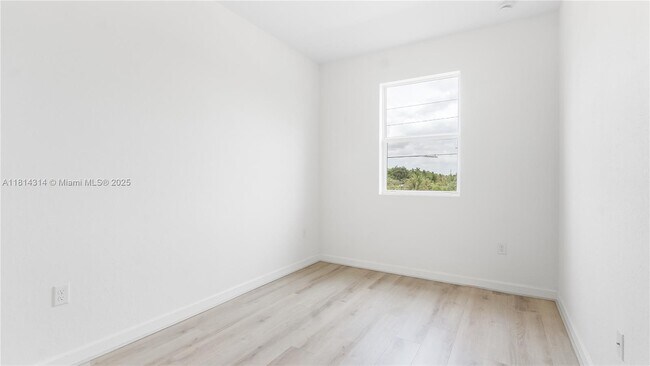 Building Photo - 17872 SW 359th Ter