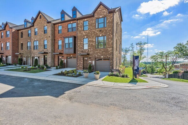 Building Photo - 1802 Semmes Ave