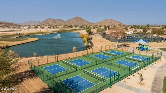 Building Photo - San Tan Valley Home in the Popular Johnson...