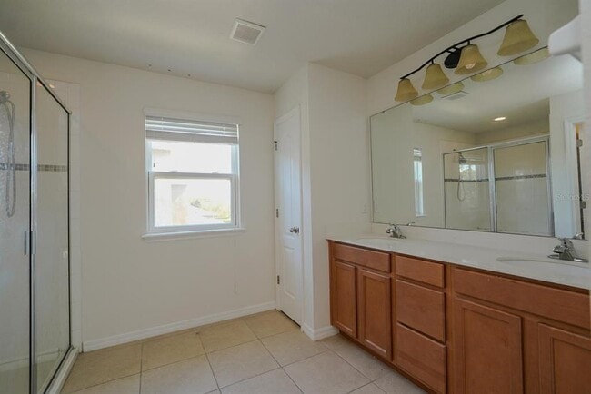 Building Photo - 1351 Riley Cir