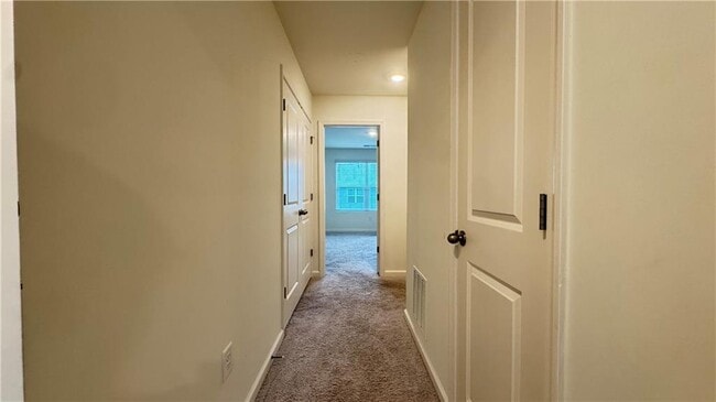 Building Photo - 204 Fenchurch Wy