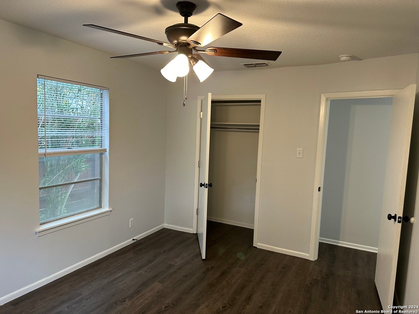 Building Photo - 7211 Westglade Dr