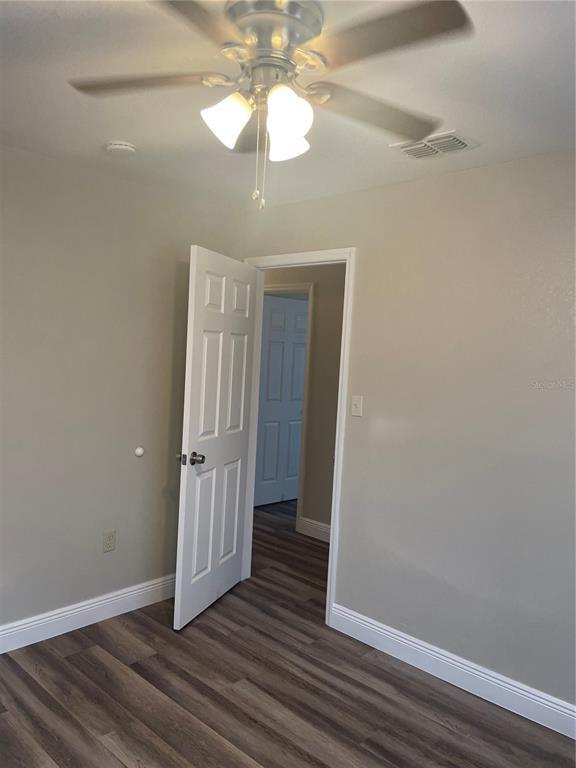 Building Photo - 2403 Lisa St