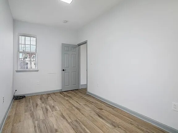 Building Photo - 3194 Almond St