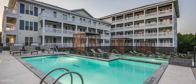 Building Photo - 2 br, 2 bath Condo - 5864 Stags Leap Dr Fl...