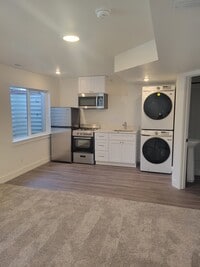 Building Photo - 116 E 730 N