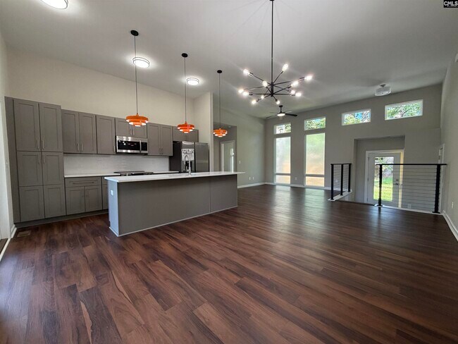 Building Photo - 2405 Barhamville Rd