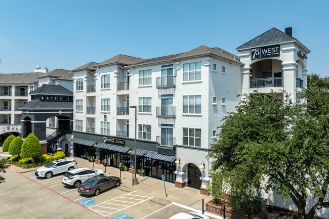 Building Photo - 75 West