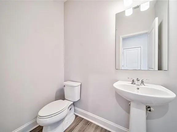 Building Photo - 517 Hardy Dr