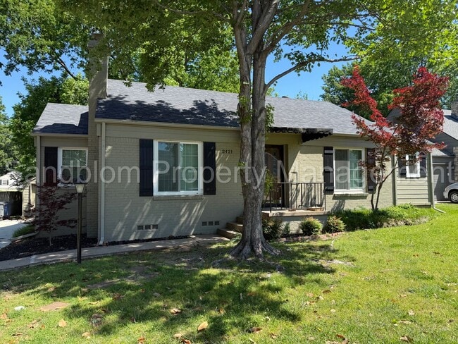Building Photo - For Lease | Midtown Tulsa | Available Now!