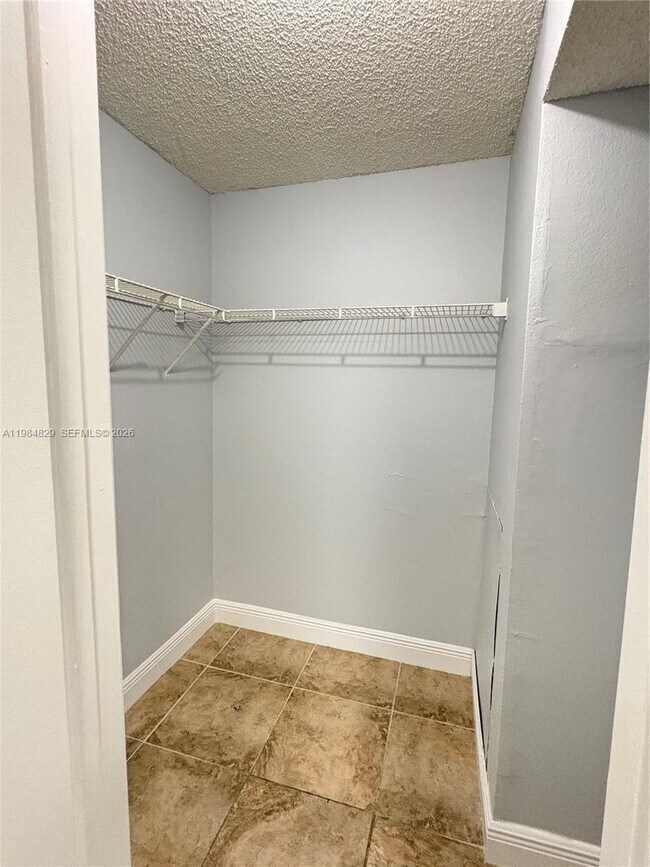 Building Photo - 10501 SW 155th Ct