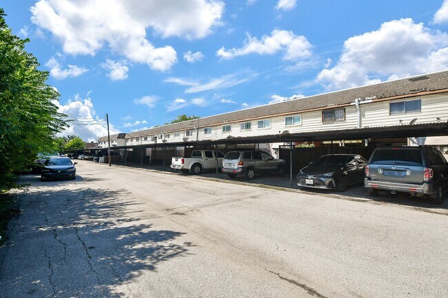 Building Photo - 6111 Fondren Rd