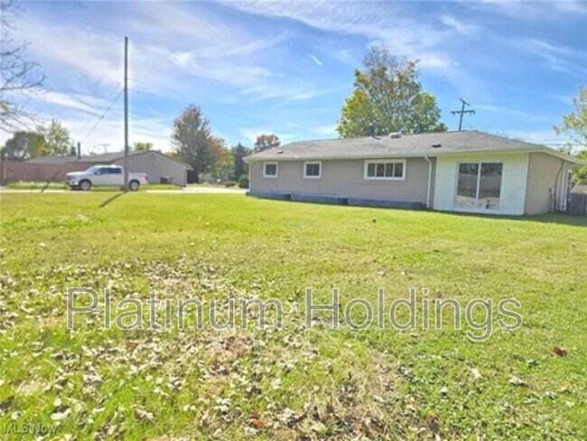 Building Photo - 10306 Winthrop Rd