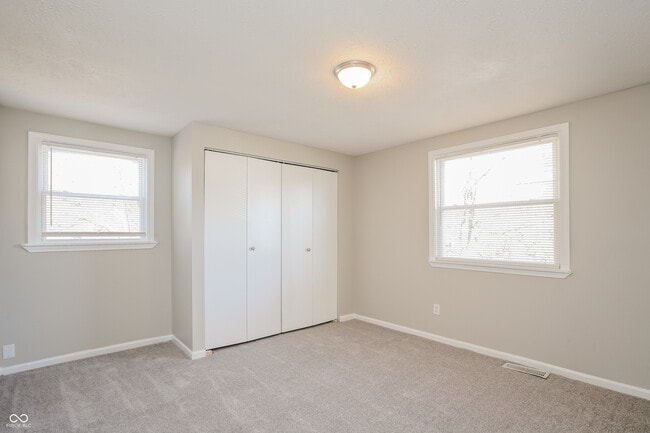 Building Photo - 8715 Timberwood Dr