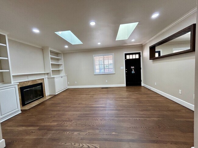 Building Photo - Charming Santa Clara Home – Prime Location...