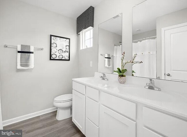 Building Photo - 2657 Apricot Dr