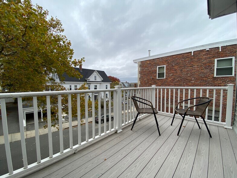 Building Photo - 6 Westminster St