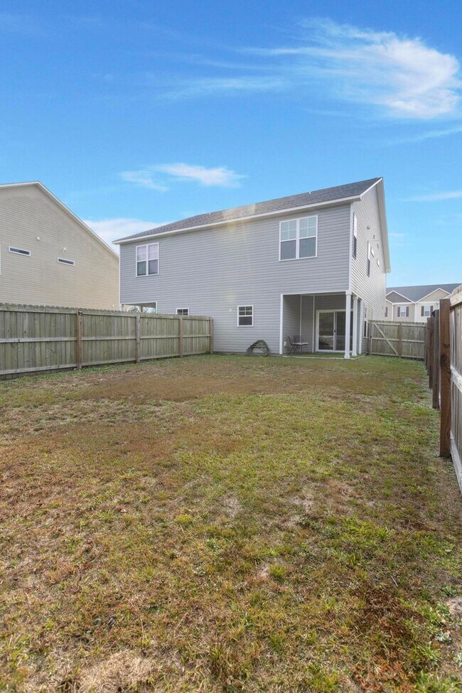 Building Photo - 502 Shallotte Ln