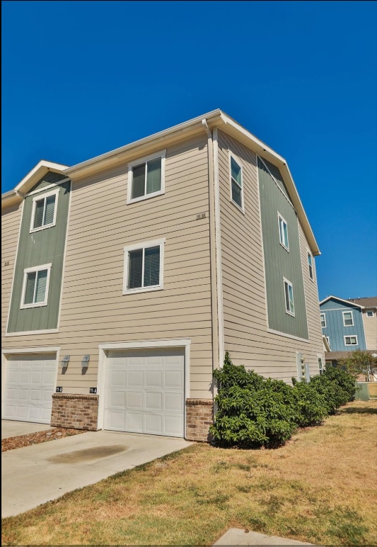 Building Photo - 21155 Gosling Rd