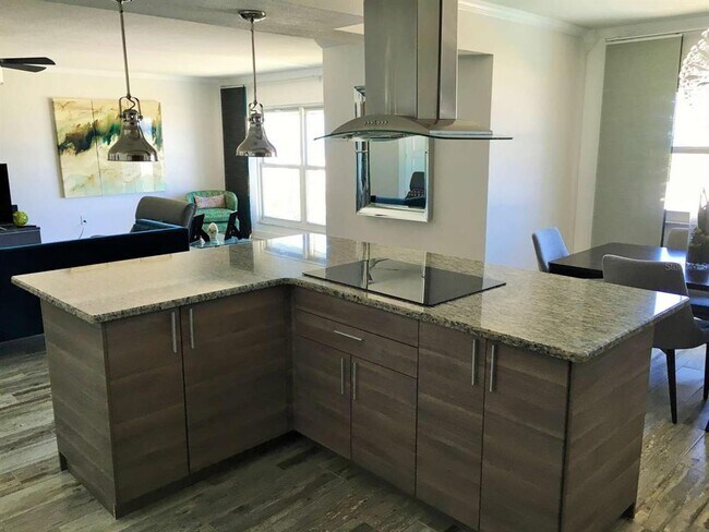 Building Photo - 5000 Gulf Blvd