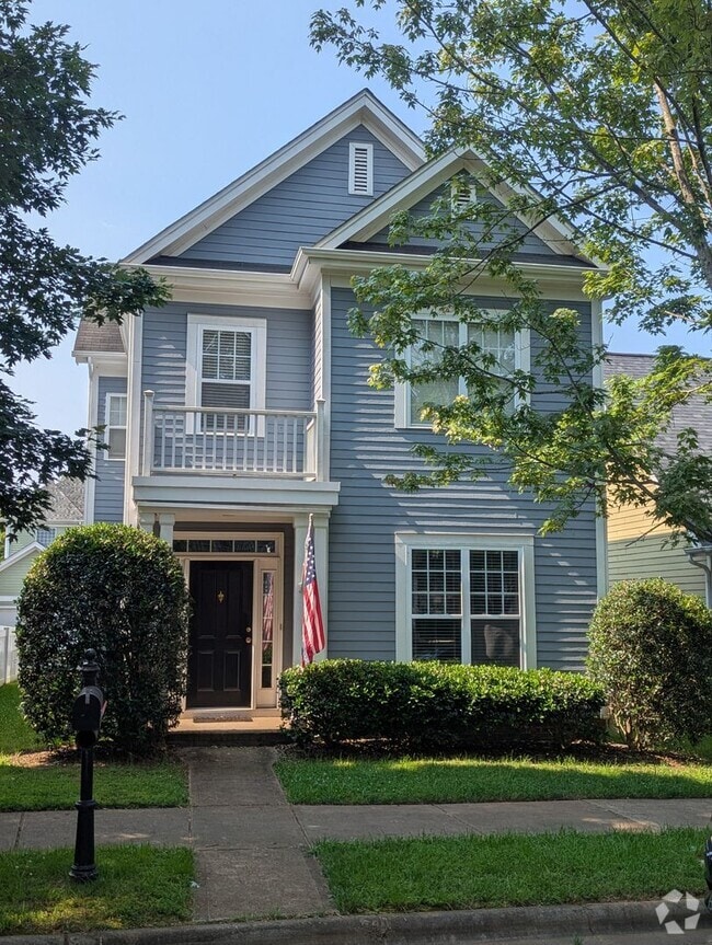 Building Photo - Monteith Park with Detached Garage