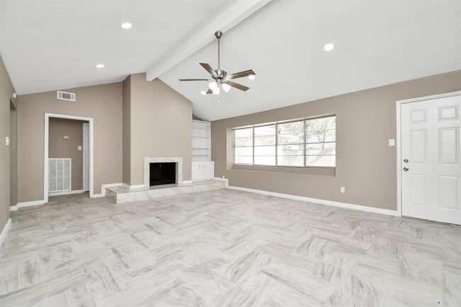 Building Photo - 13734 Cologne Dr