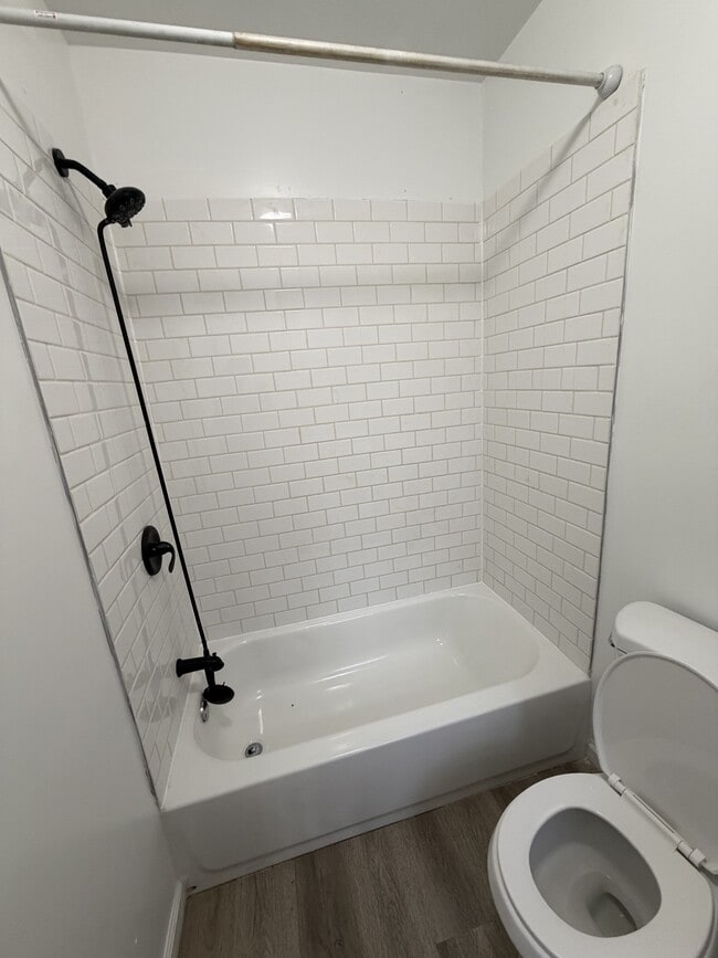 Building Photo - 3204 Cecil B. Moore Ave