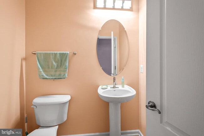 Building Photo - 20916 Houseman Terrace